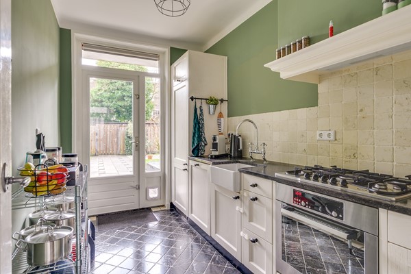 Medium property photo - Petrus Dondersstraat 124, 5614 AK Eindhoven